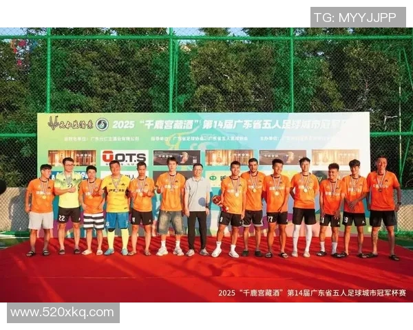 广州足球队杯赛征程回顾与奋斗精神的深度剖析 广州足球队杯赛征程回顾与奋斗精神的深度剖析